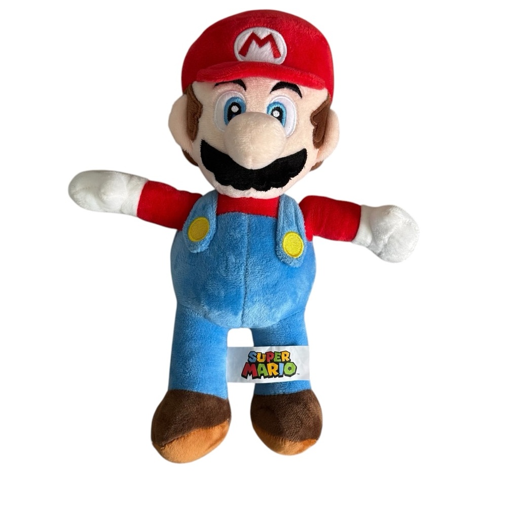 Super Mario Plush 2022 Nintendo Video Game in Excellent Preowned Condition